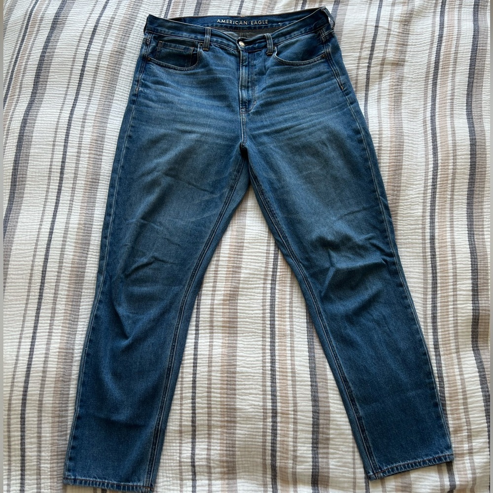 American Eagle Mom Jean